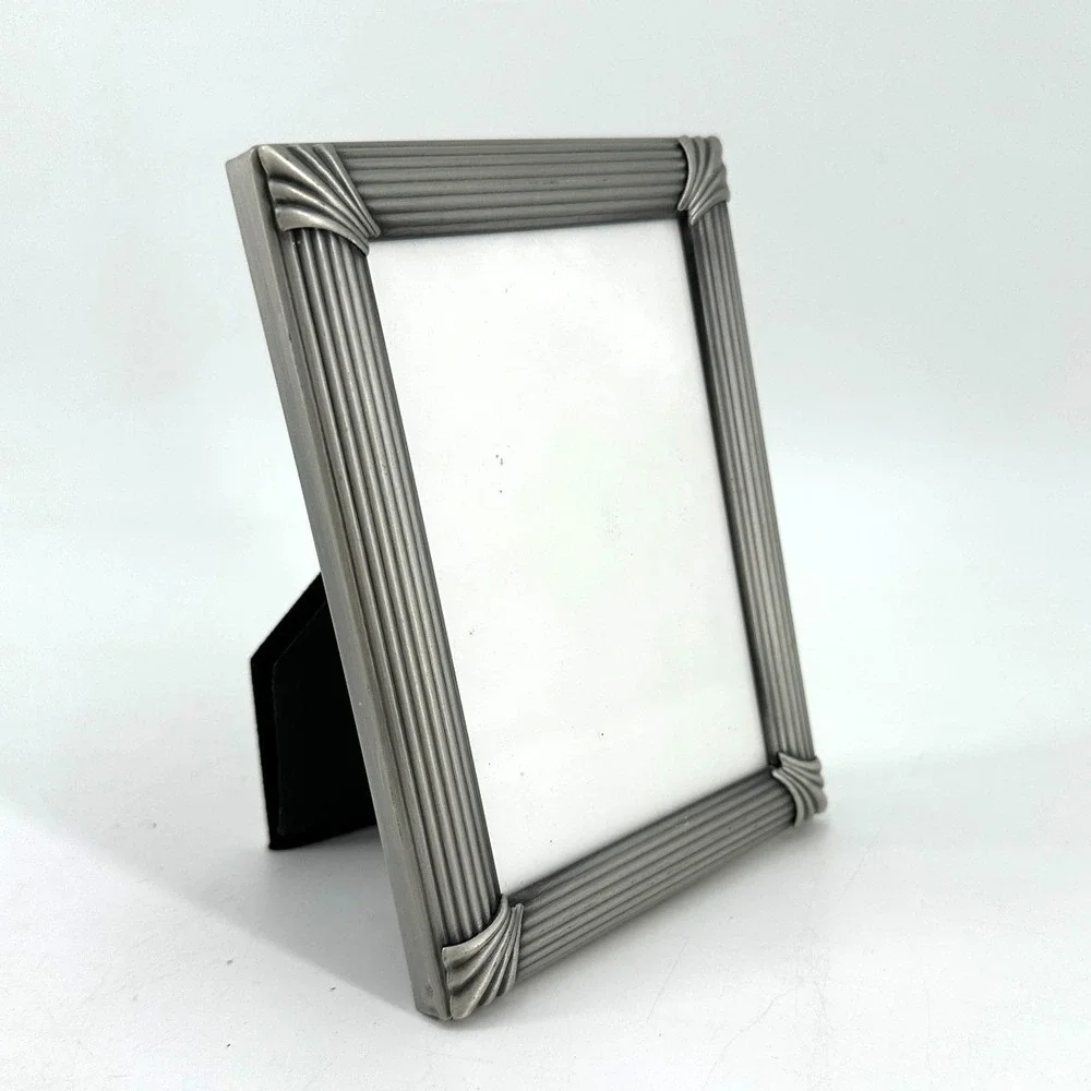 Vintage‎ HB Group Silver Tone 3.5x5 Tabletop Picture Frame - Ribbed Design